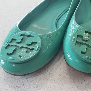Green tory burch flats. 8.5